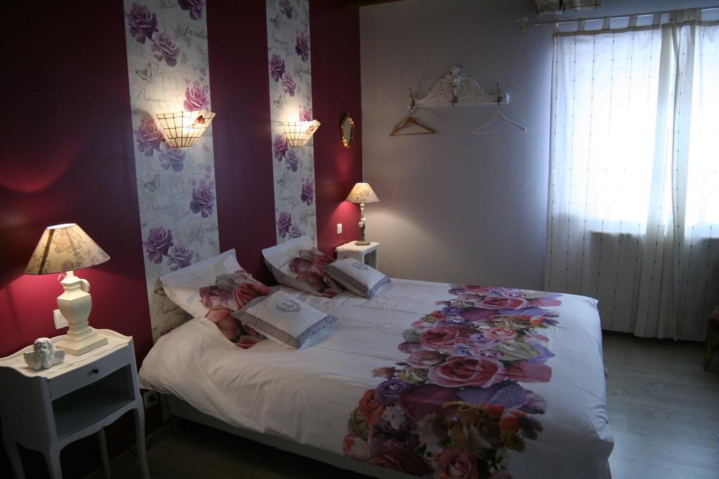 Chambre D'Hotes Du Domaine De La Haute Poignandiere Saint-Germain-de-la-Coudre Pokój zdjęcie